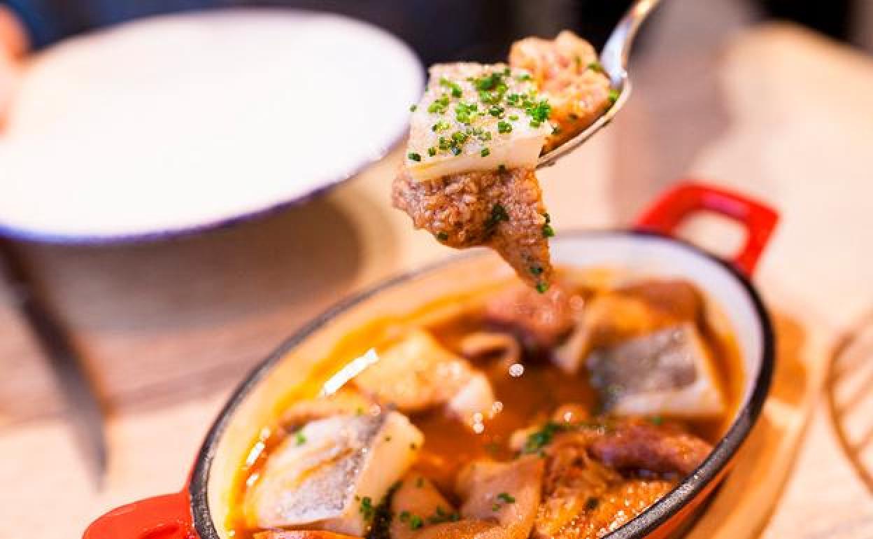 Callos y morros de ternera con bacalao