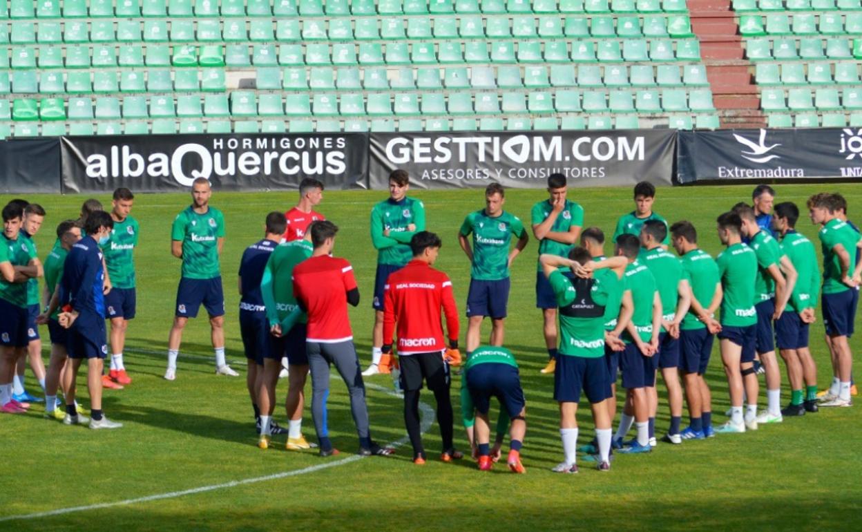 El Sanse se ejercitó este jueves en el Estadio Romano José Fouto.