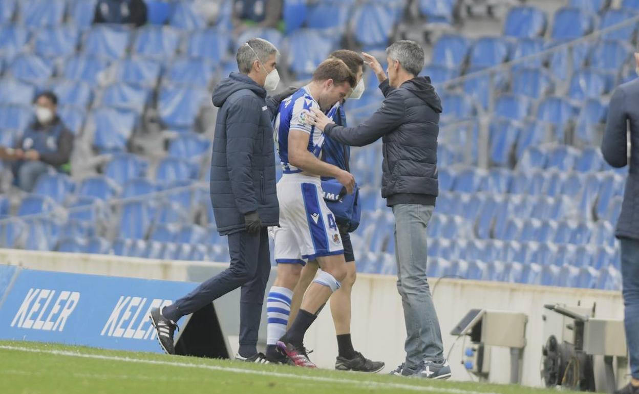 Asier Illarramendi, lesionado, se retira a los diez minutos de juego