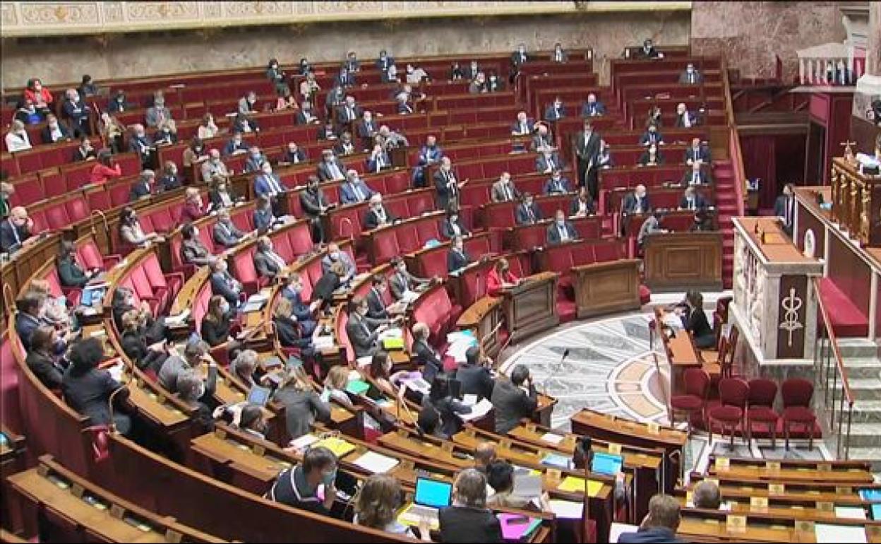 Vista de la Asamblea Nacional de Francia el día que se votó la Ley de Lenguas Regionales