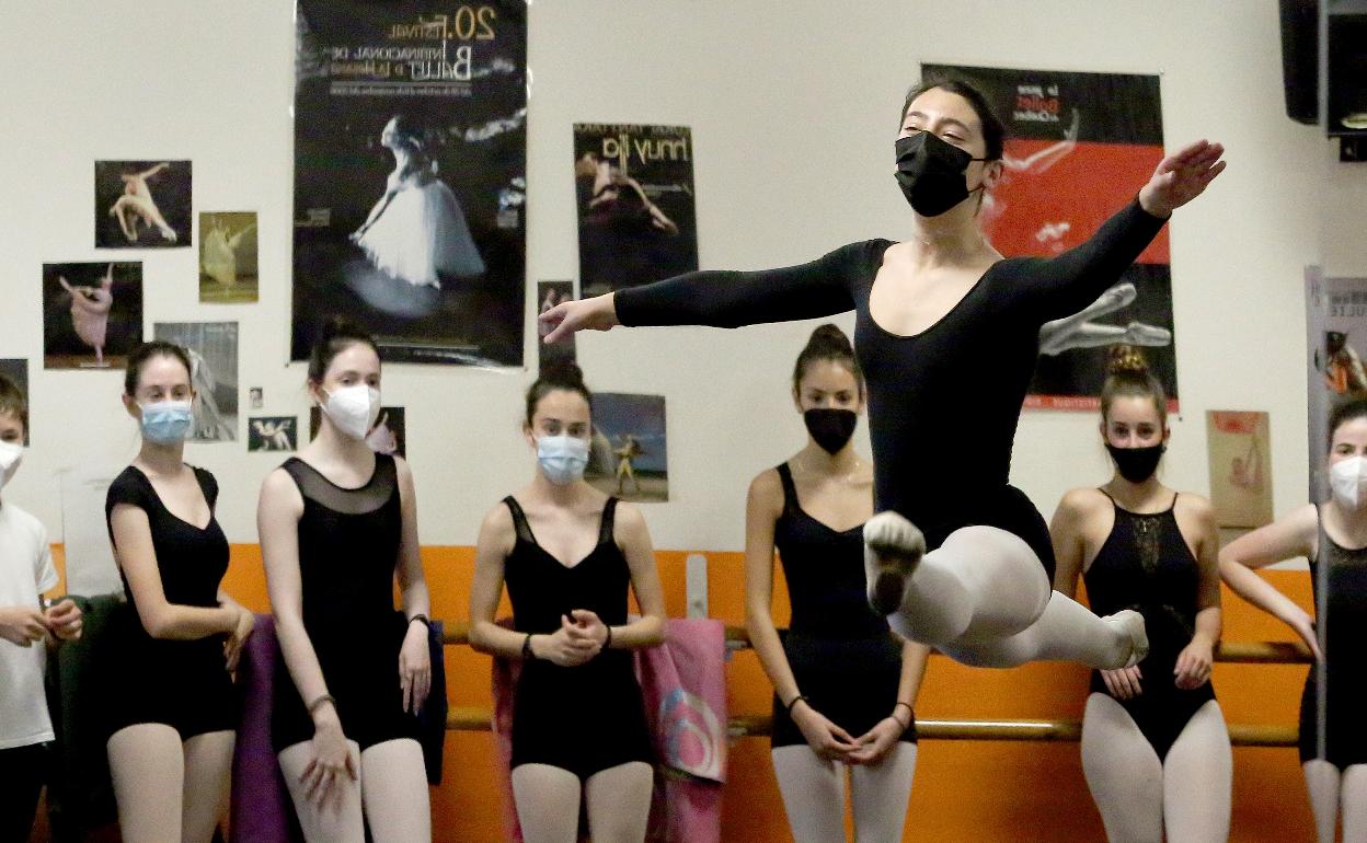 La danza. Esta modalidad sigue presente en las disciplinas que se imparten.