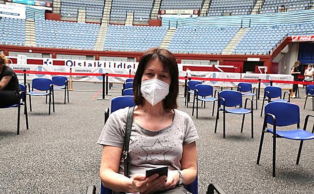 Mónica Barroso, tras recibir Pfizer.