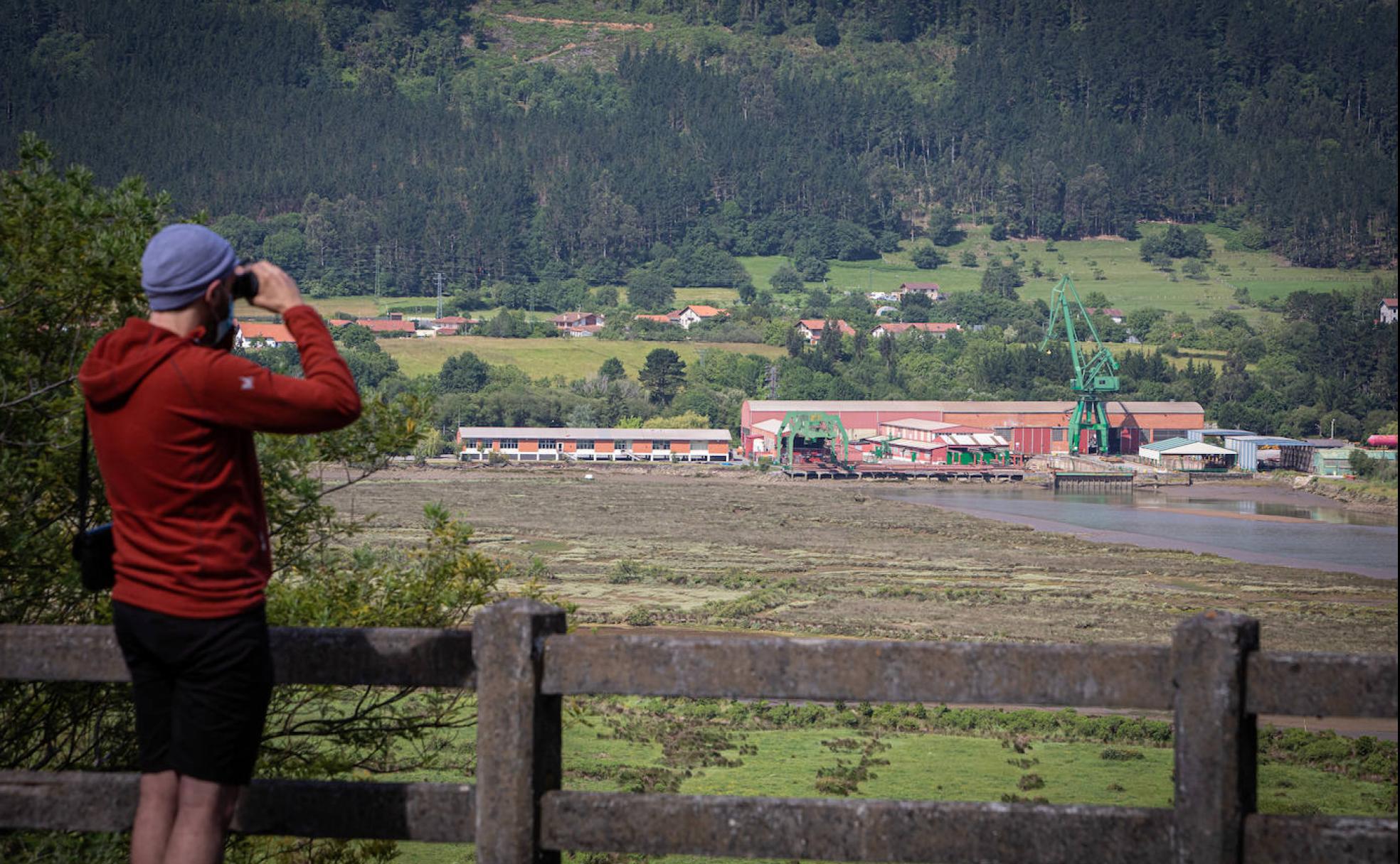 Vista desde Arteaga de los astilleros de Murueta.