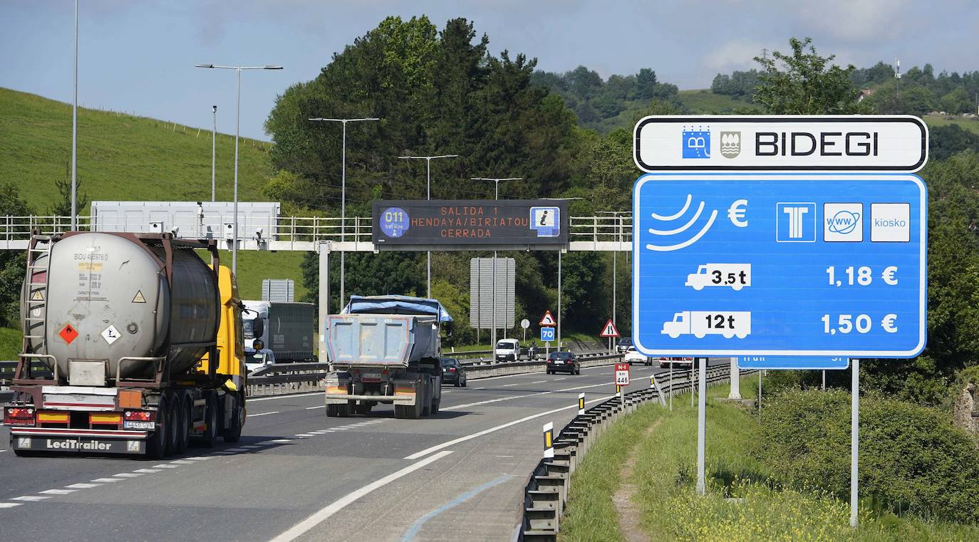 Peajes N-I y A-15: Transportistas presentan una querella criminal contra Aintzane Oiarbide y Bidegi