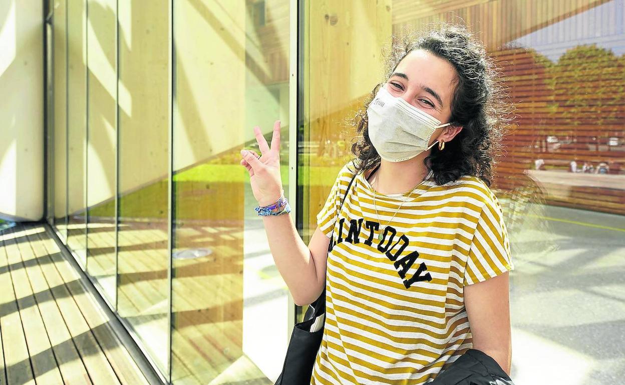 Lorea Aramburu nada más terminar los exámenes del día estaba contenta. 