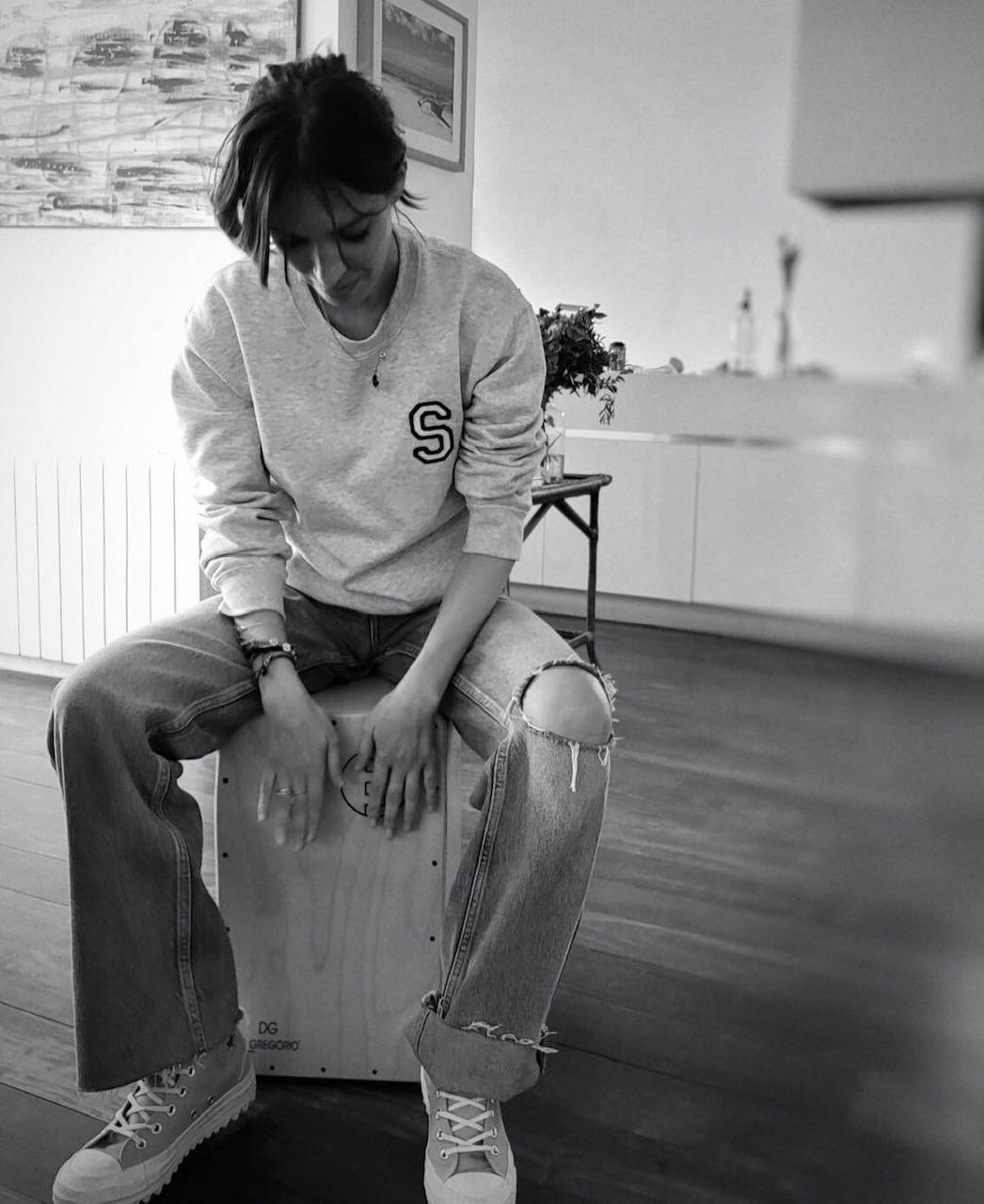 La comunicadora manchega tiene un estilo innato e insuperable en el que sabe sacar partido a los básicos combinándolos con las prendas tendencia de cada campaña. Dicho lo cual, en los últimos meses hemos visto a una Sara Carbonero mucho más bohemia y 'hippie' que de costumbre y por ello, de cara al verano, te presentamos un interesante recorrido por los estilismos más destacados e inspiradores de la presentadora, empresaria e 'influencer'