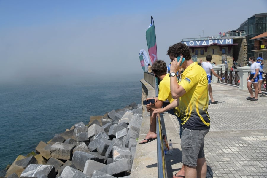 La Ama Guadalupekoa de Hondarribia y Arraun Lagunak se han impuesto este domingo en el Campeonato de Gipuzkoa de Traineras. 