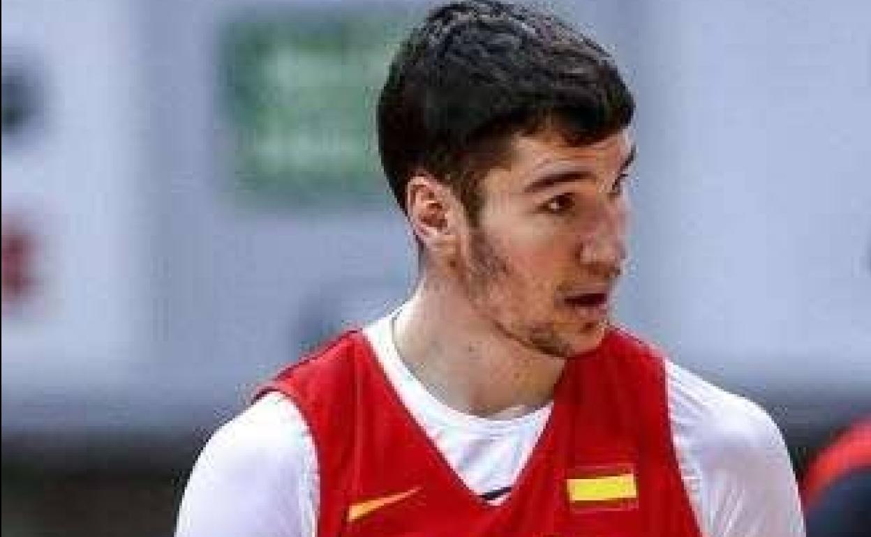 Darío Brizuela, durante un entrenamiento con la selección española.