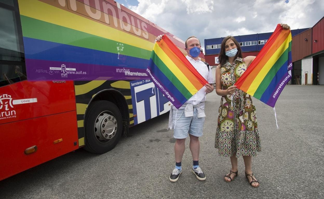 Irun llena sus calles de color por el Día Internacional del Orgullo LGTBIQ+  | El Diario Vasco