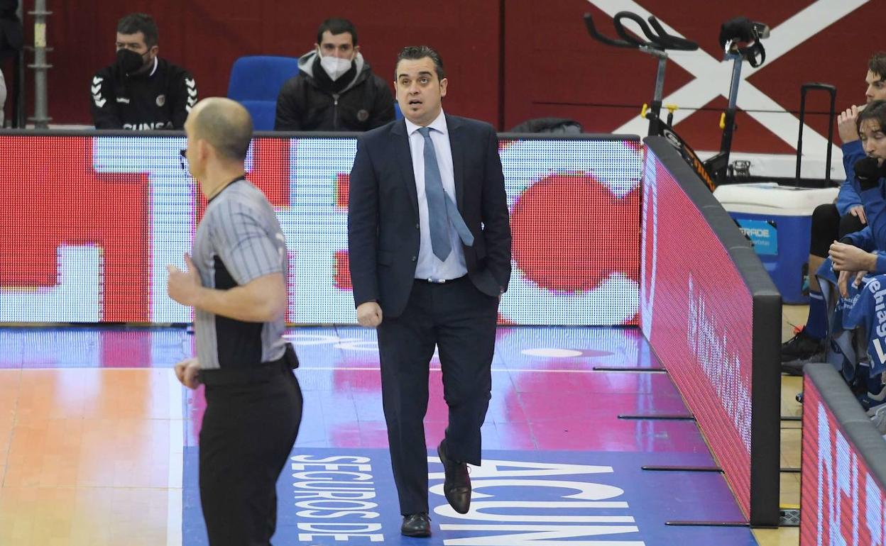 Iñaki Martín, en el partido que dirigió en enero contra el Tenerife. 