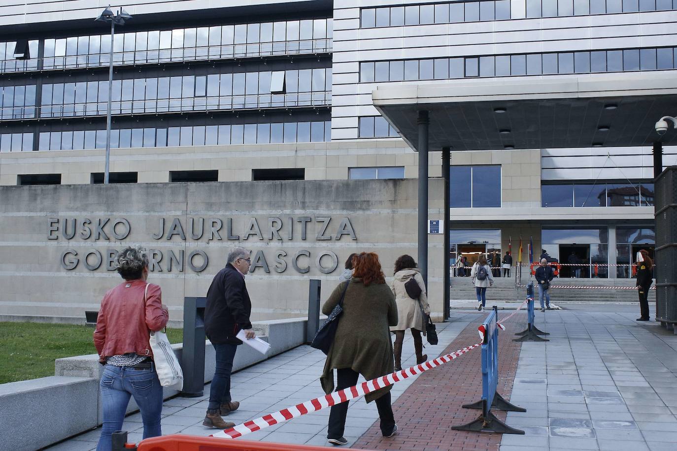 Empleo público: ¿Cuántos funcionarios trabajan en Euskadi?