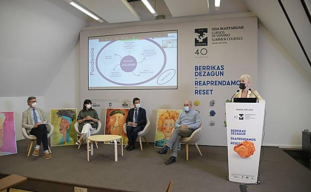 Los expertos en Salud avisan de que «tampoco vamos a controlar la variante Delta»