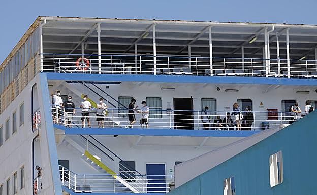 Se hará test a la «media docena» de vascos llegados de Mallorca