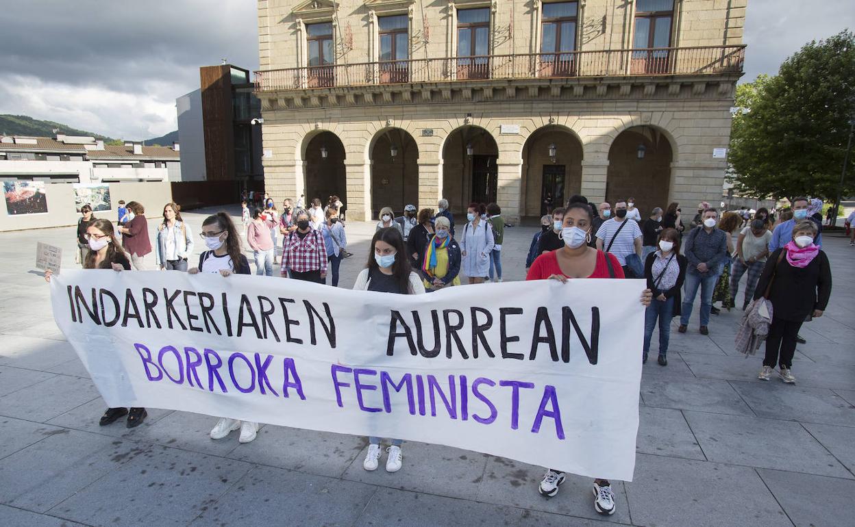 La concentración de este jueves en Irun.