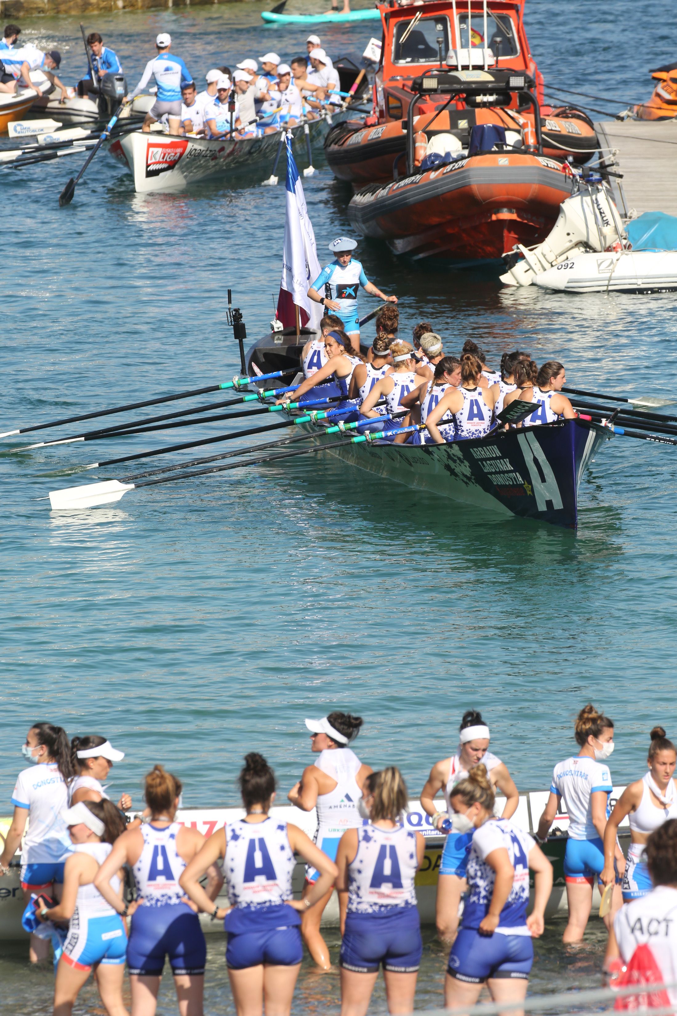 Las traineras de Arraun-Lagunak, Orio, Donostiarra y Hondarribia han remado hoy en la V Bandera Donostiarra-Turismo Castilla La Mancha, tercera jornada de la Liga Euskotren