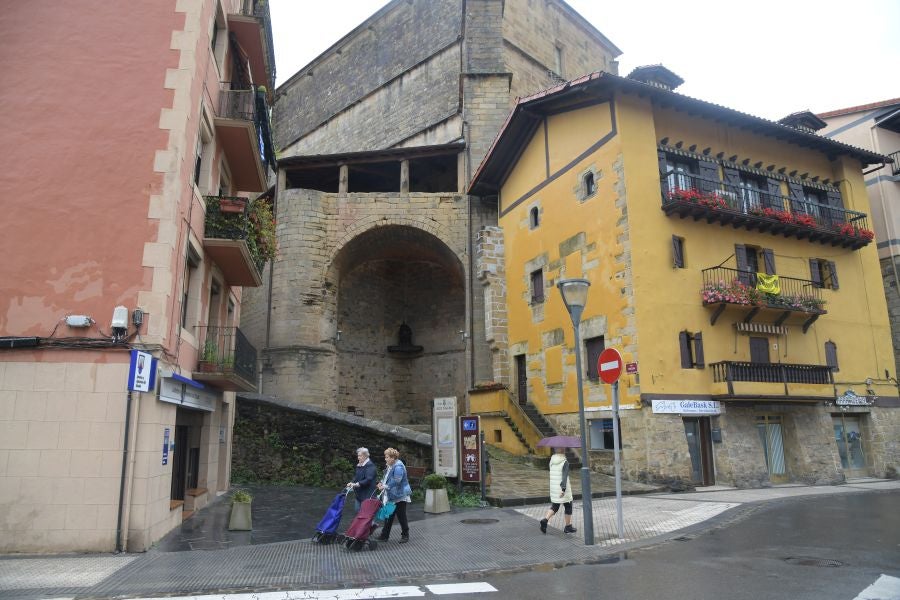 Este martes, seguiremos con temperaturas frescas y algunos chubasco. 