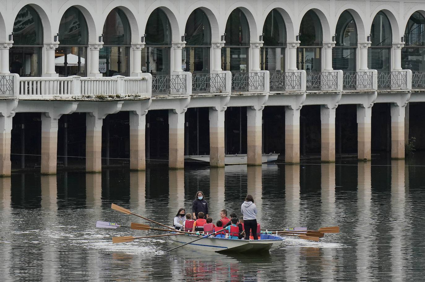 Los vecinos de Tolosa disfrutan de un día sin lluvias, pero con bajas temperaturas para ser julio