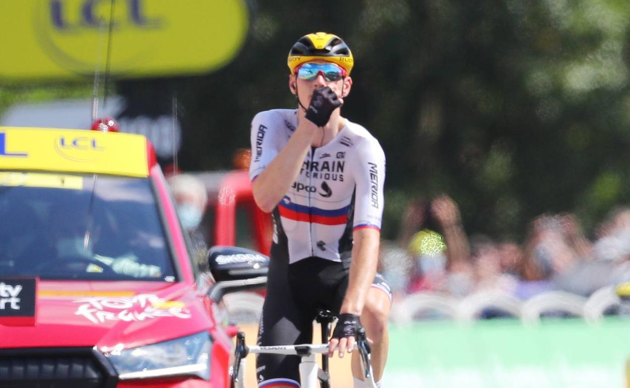 Mohoric, en la meta de Libourne.