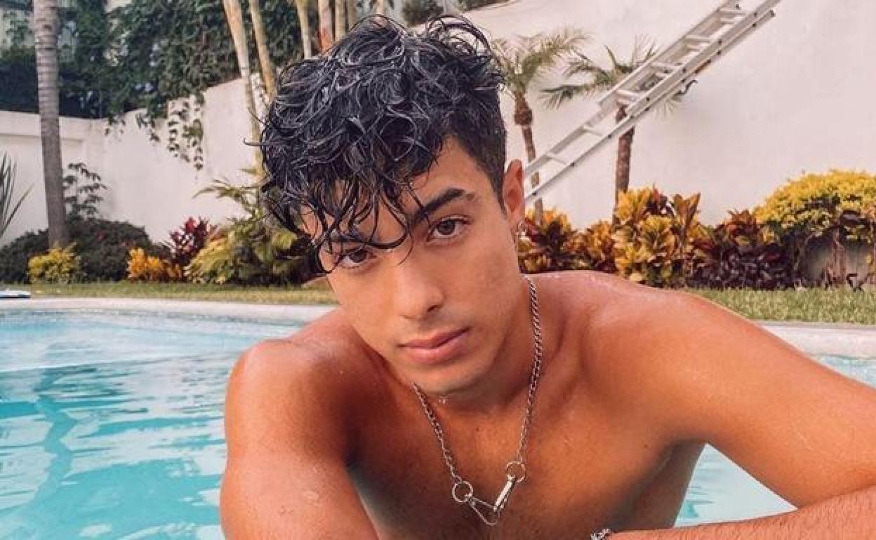 Porno naim darrechi