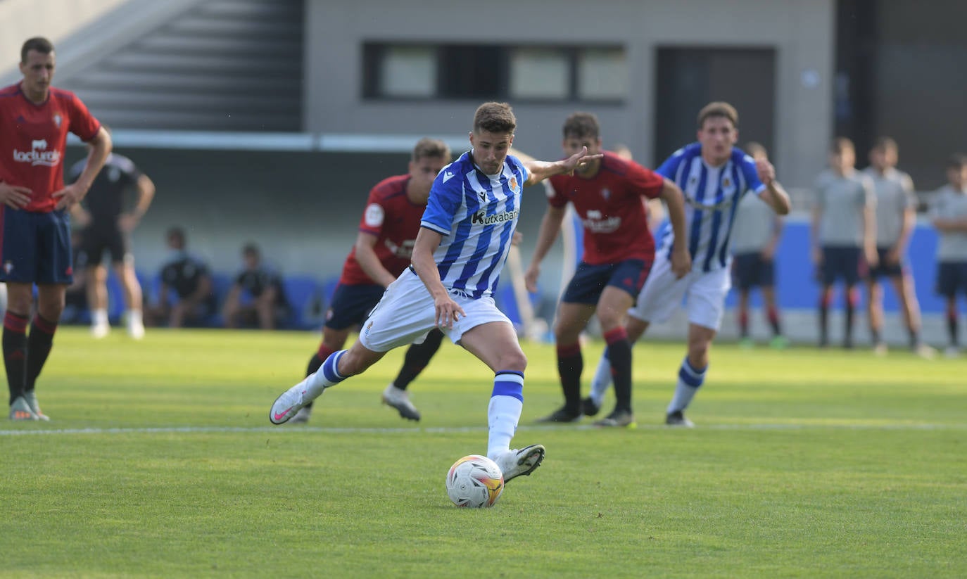 El Sanse se impuso por 3-1 al Osasuna B. El navarro ya suma dos tantos, el de este martes de penalti, mientras que el riojano aprovechó un regalo de Roberto López para vencer al conjunto navarro.
