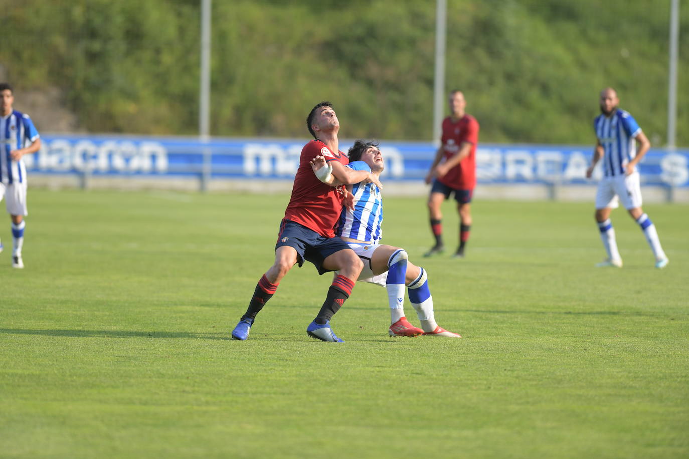 El Sanse se impuso por 3-1 al Osasuna B. El navarro ya suma dos tantos, el de este martes de penalti, mientras que el riojano aprovechó un regalo de Roberto López para vencer al conjunto navarro.