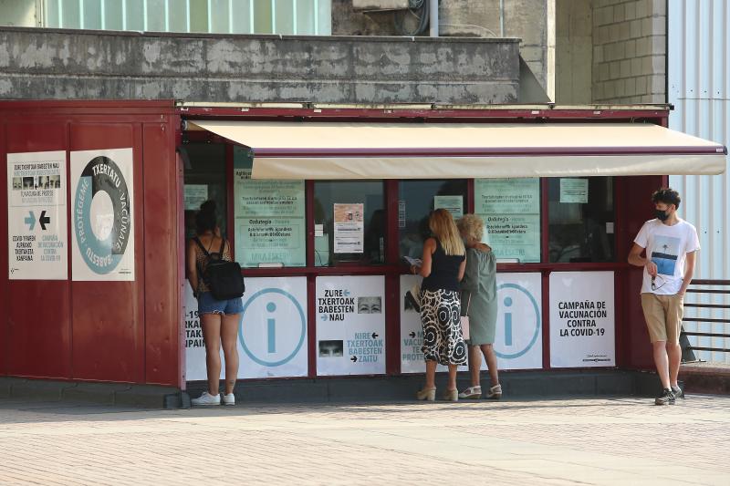 Comenzó ayer la vacunación masiva para los jóvenes de entre 16 y 29 años. 