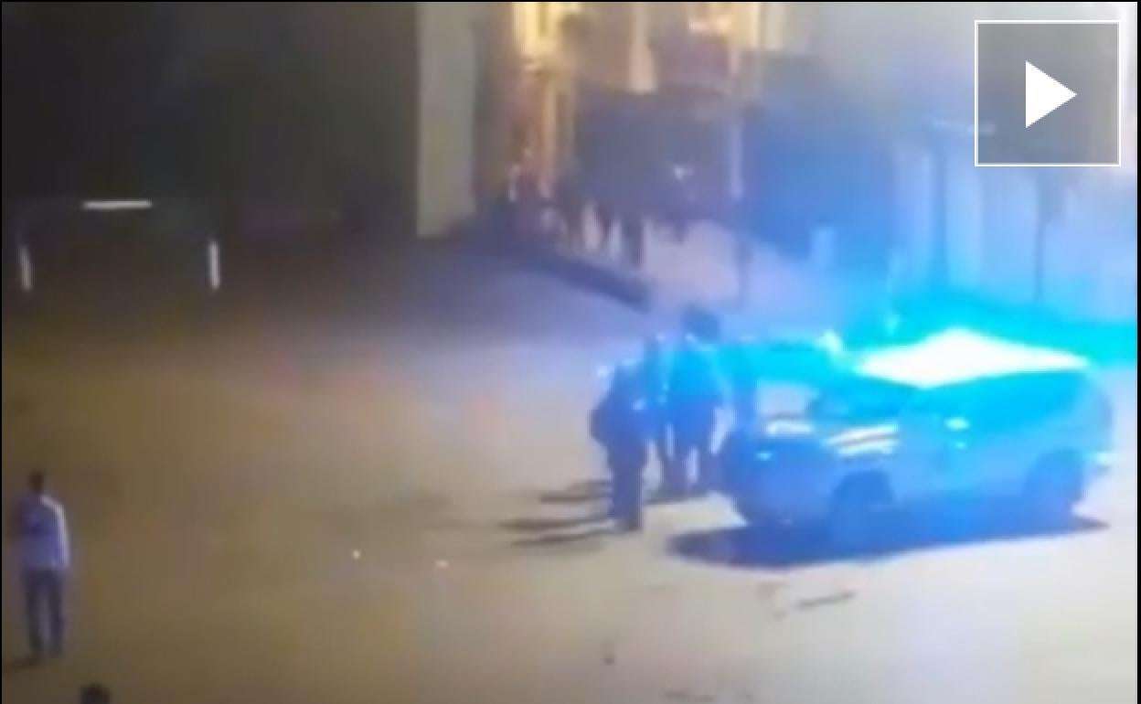 Botellón: La Ertzaintza detiene a tres personas en desórdenes públicos ocurridos en Donostia, Villabona y Urretxu