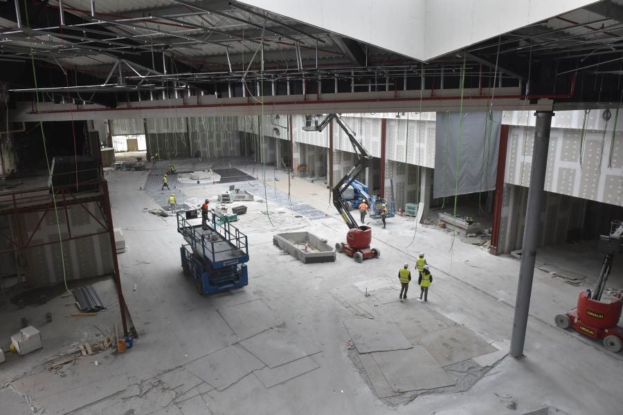 Quince restaurantes y cinco salas de cine premium abrirán en noviembre en la primera fase de ampliación del complejo