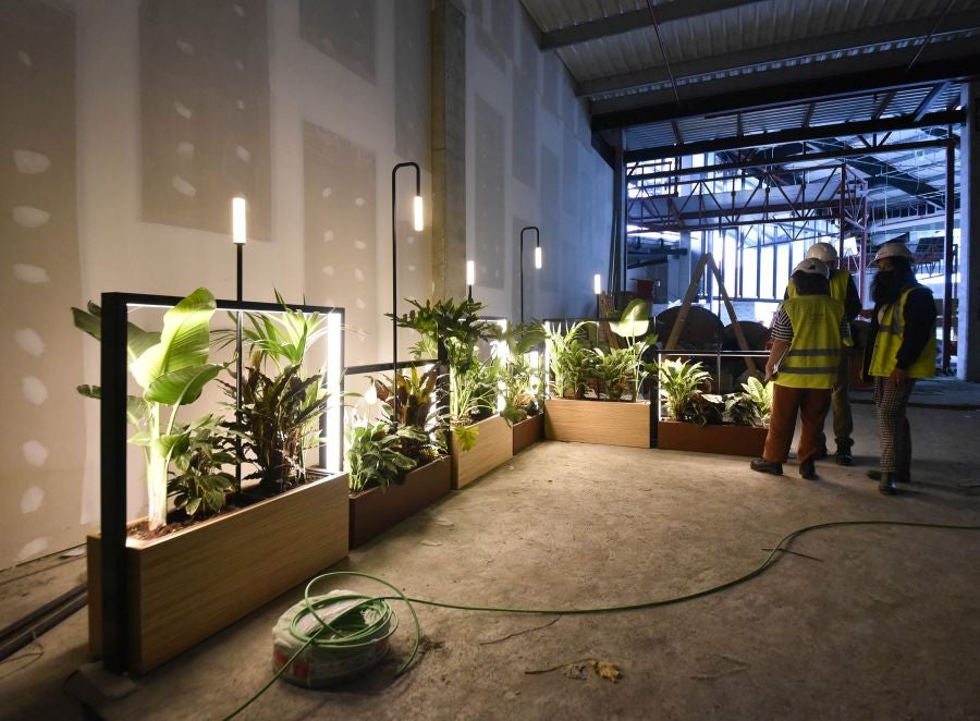 Quince restaurantes y cinco salas de cine premium abrirán en noviembre en la primera fase de ampliación del complejo