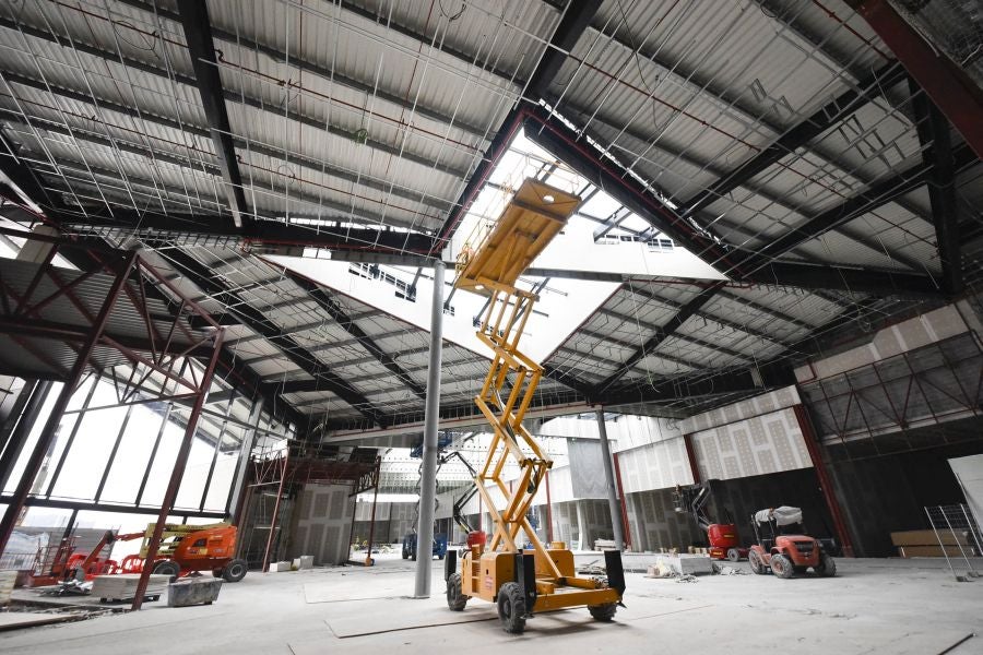 Quince restaurantes y cinco salas de cine premium abrirán en noviembre en la primera fase de ampliación del complejo