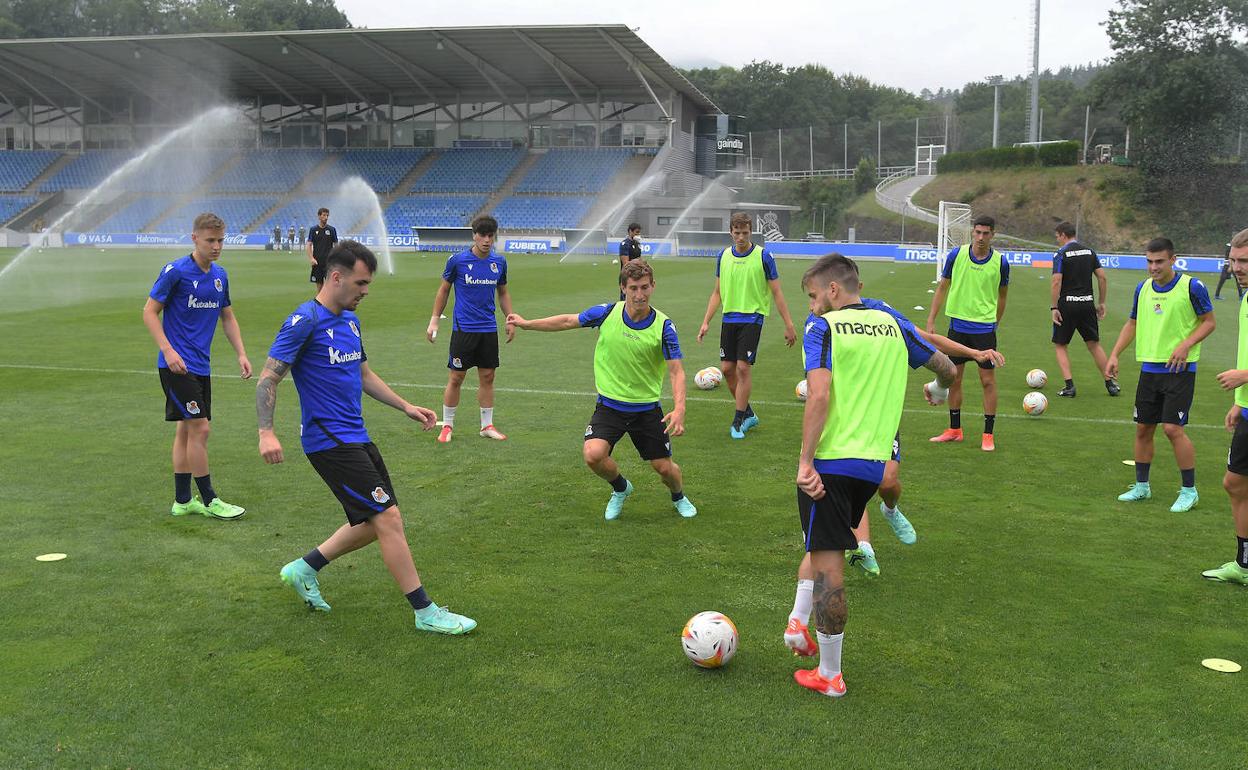 La Real Sociedad entrenando en Zubieta durante la pretemporada. 