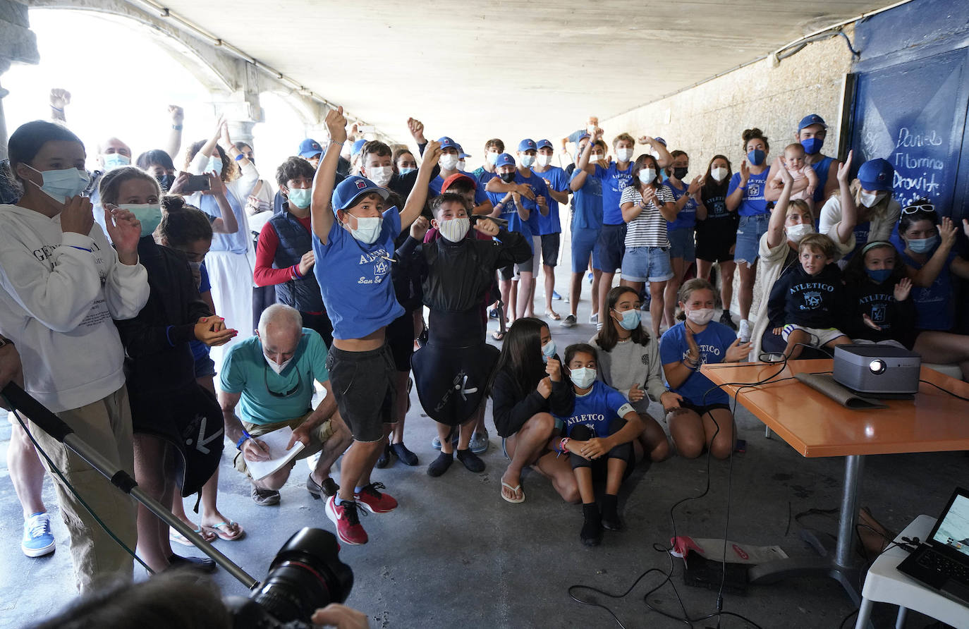 Maialen Chourraut ha vuelto a hacer historia al conseguir la medalla de plata en los Juegos Olímpicos de Tokyo 2020 y ha hecho vibrar a sus amigos en el Club Atlético San Sebastián. 
