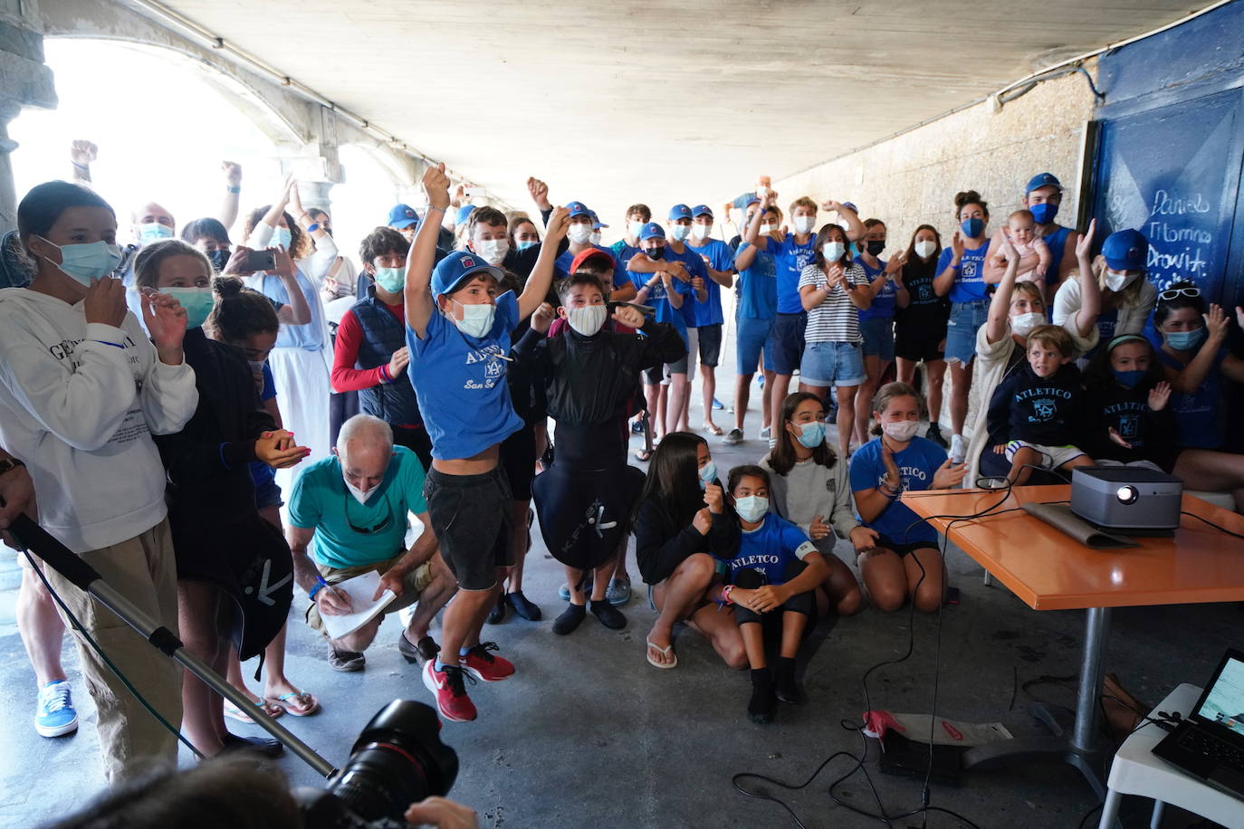 Maialen Chorraut ha vuelto a hacer historia al conseguir la medalla de plata en los Juegos Olímpicos de Tokyo 2020 y ha hecho vibrar a sus amigos en el Club Atlético San Sebastián. 