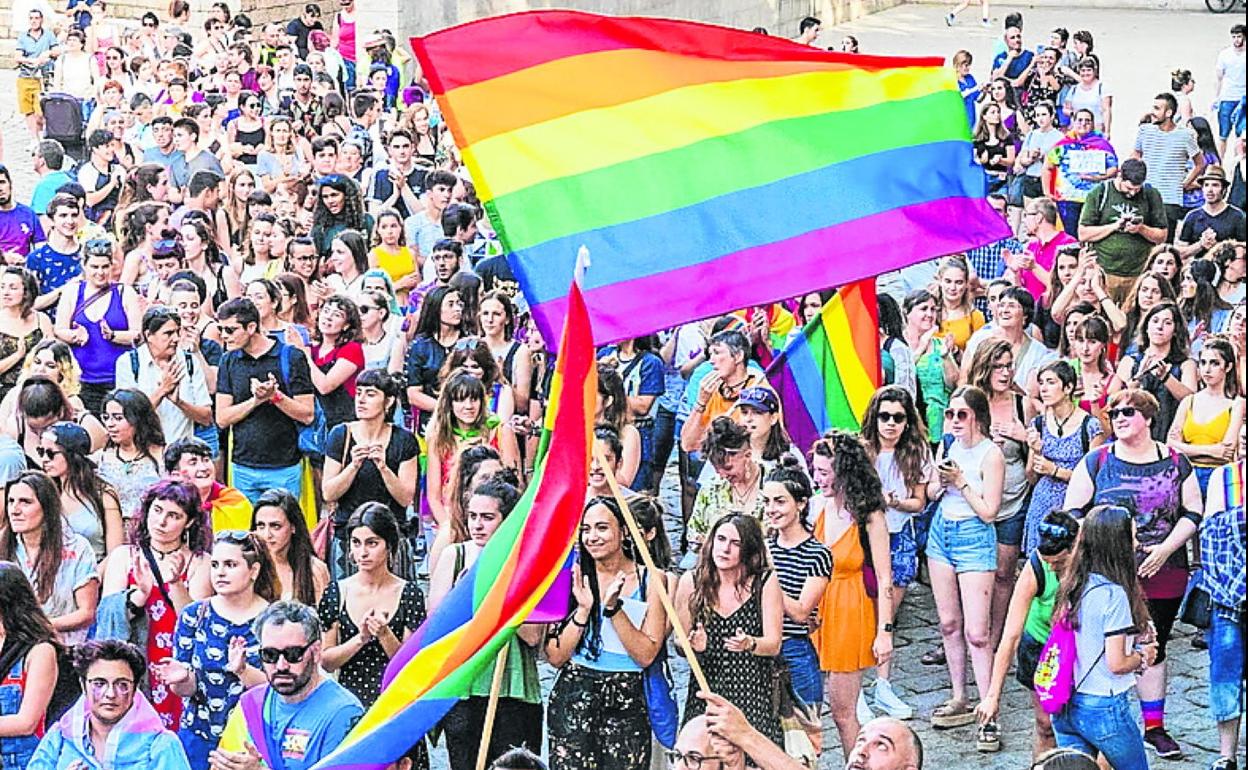 Manifestación en favor de los derechos LGTBI+. 