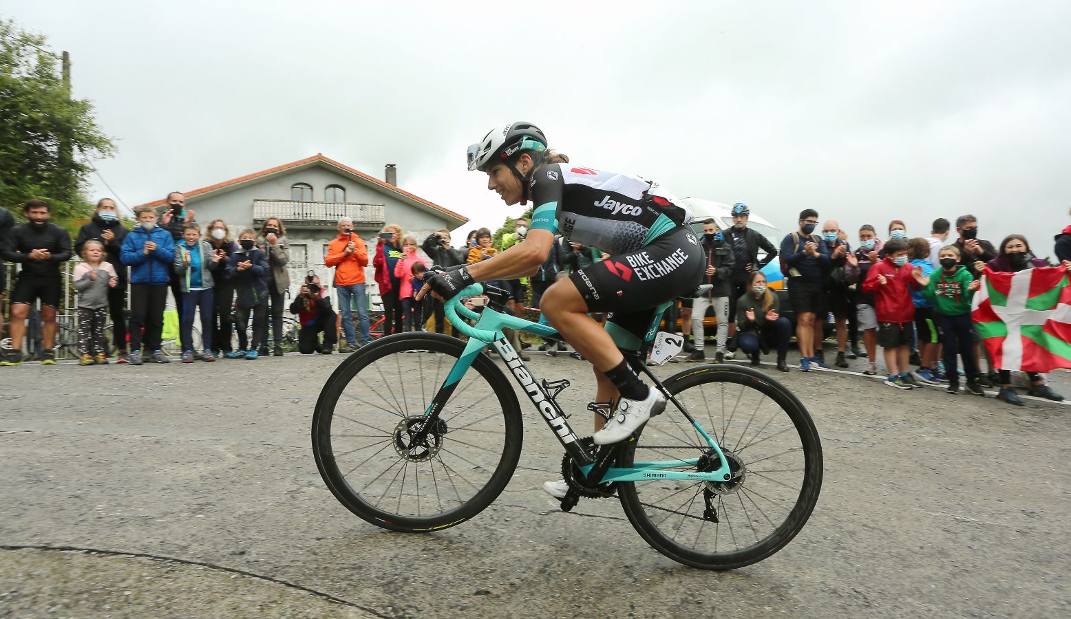 Annemiek van Vleuten (Movistar) se ha impuesto en la meta del Boulevard por delante de Ruth Winder (Trek-Segafredo) y Sabrina Stultiens (CCC)