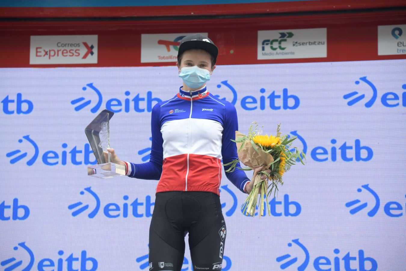 Annemiek van Vleuten (Movistar) se ha impuesto en la meta del Boulevard por delante de Ruth Winder (Trek-Segafredo) y Sabrina Stultiens (CCC)