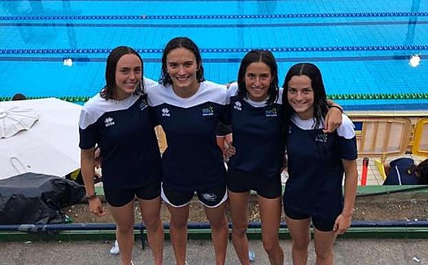 Las cuatro componentes del club Izarraitz participaron también en el 4x100 estilos logrando la décima posición. 