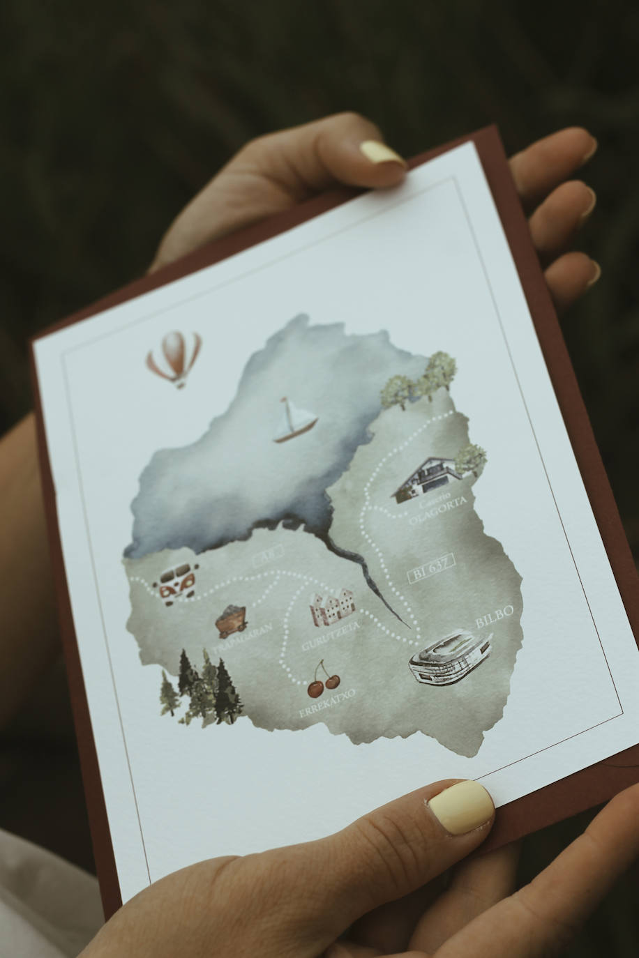 Ianire y Luis se darán el 'sí quiero' en una boda poco convencional. Antes de la esperada fecha (20 de agosto), han querido compartir su amor a través de una preboda singular cargada de amor