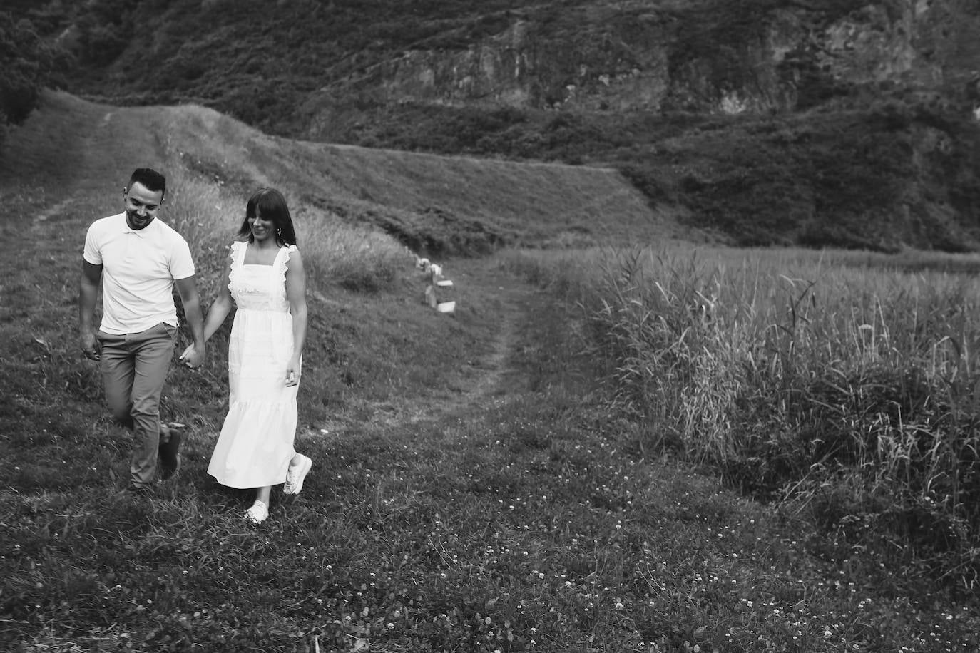 Ianire y Luis se darán el 'sí quiero' en una boda poco convencional. Antes de la esperada fecha (20 de agosto), han querido compartir su amor a través de una preboda singular cargada de amor