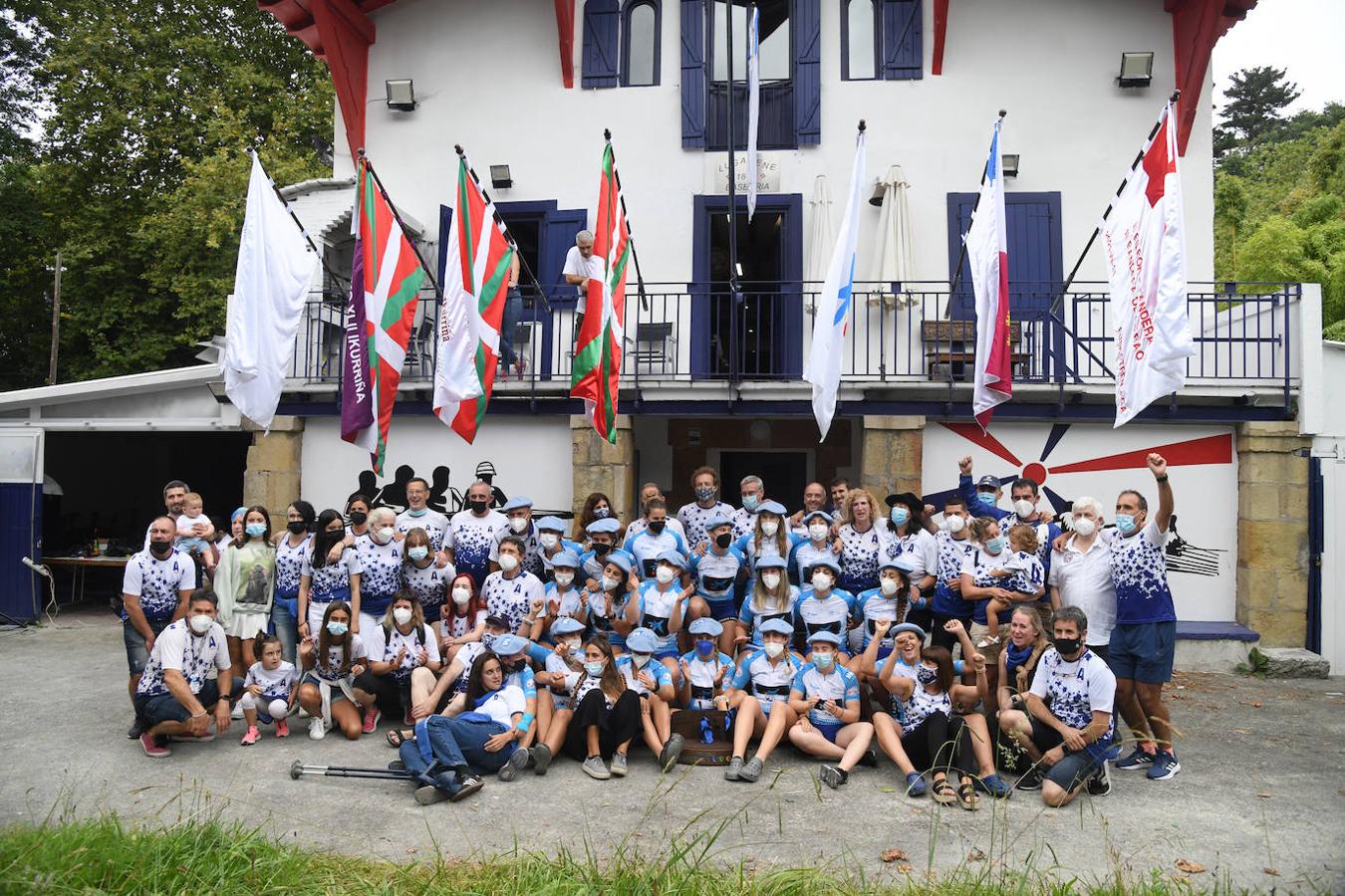 Fotos: Las remeras de Arraun Lagunak ya celebran su Liga Euskotren