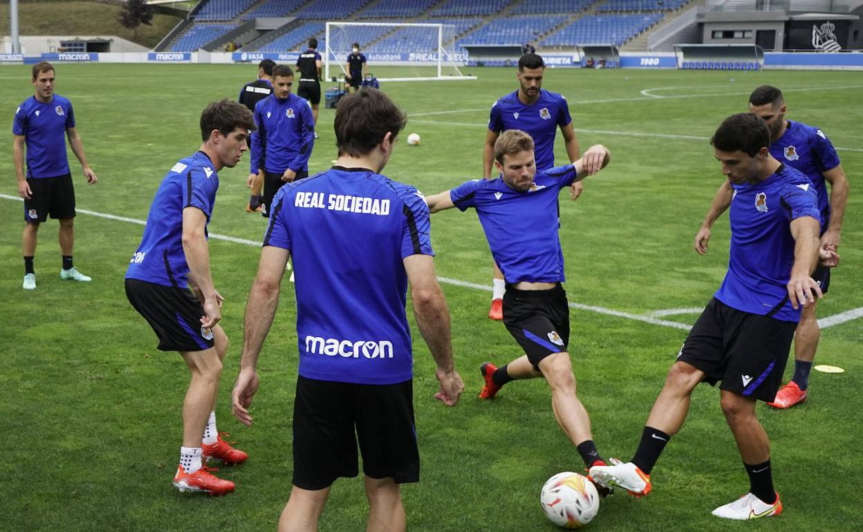 Entrenamiento: La Real Sociedad vuelve a Zubieta con Alexander Isak e Igor Zubeldia todavía al margen