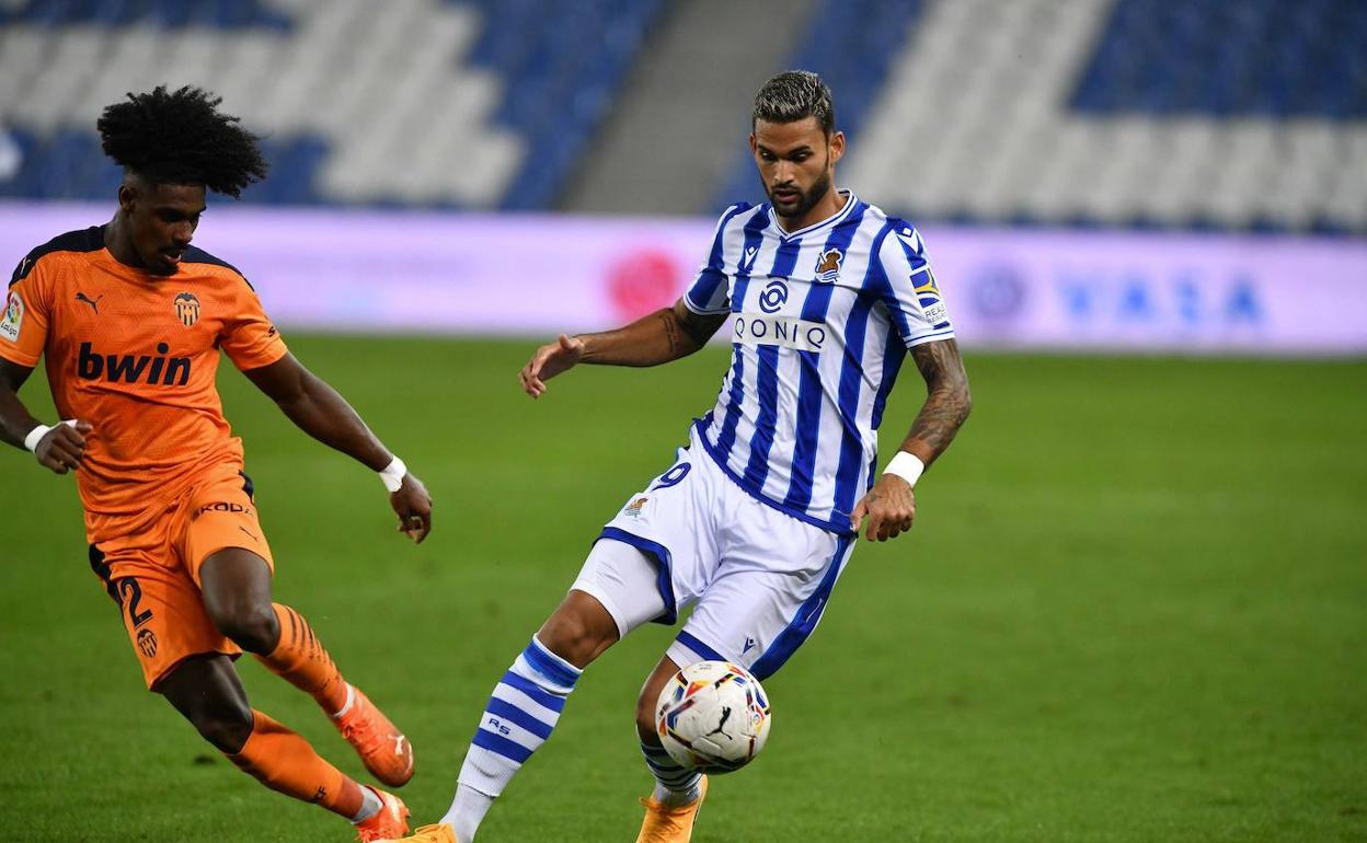 Fichajes | Jokin Aperribay: «Estamos contentos con la plantilla de la Real Sociedad, pero preparados para actuar en el mercado de fichajes»