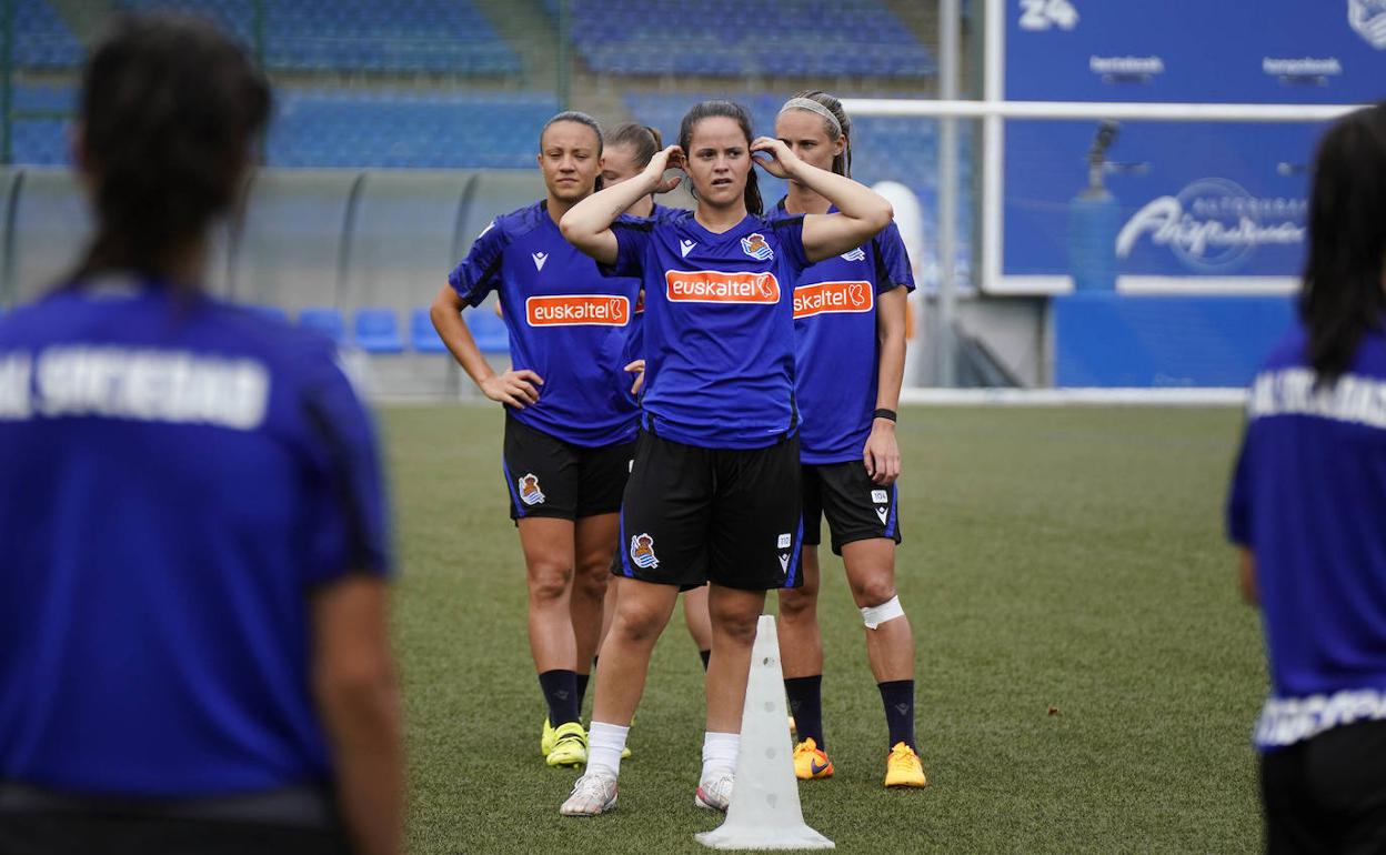 Nerea Eizagirre, durante un entrenamiento de pretemporada en Zubieta.
