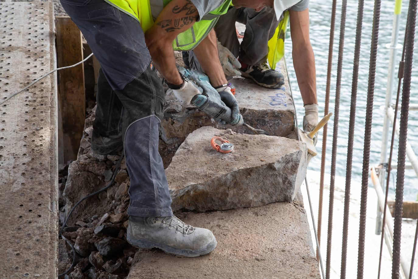 Fotos: Reconstrucción piedra a piedra