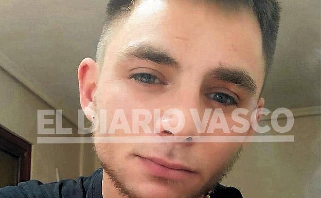 Alex, la víctima de la paliza de Amorebieta, ya está en planta