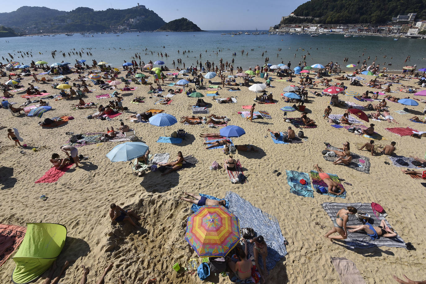 Fotos: Gipuzkoa afronta 72 horas de calor y mañana se activará la alerta amarilla