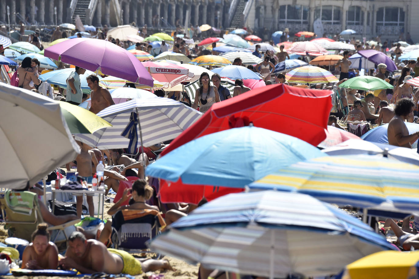Fotos: Gipuzkoa afronta 72 horas de calor y mañana se activará la alerta amarilla