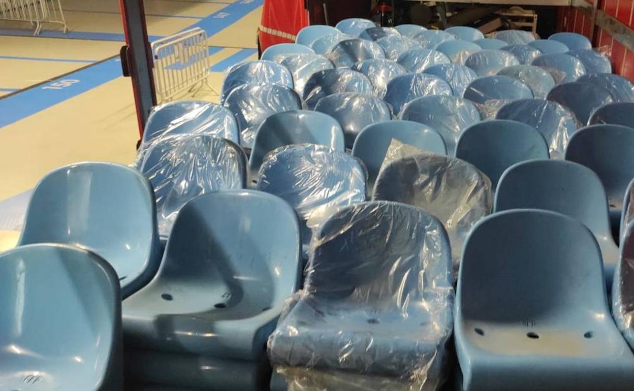 Los antiguos asientos de Anoeta ya ponen rumbo hacia La Planilla. 