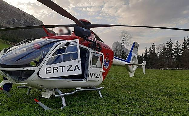 Gipuzkoa: Un hombre resulta herido tras caer con su moto en una pista en Villabona