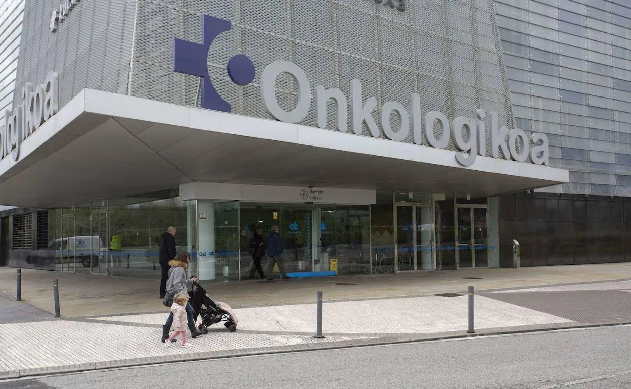Osakidetza dejó de detectar 1.695 tumores de colon y 202 de mama en 2020 por la pandemia